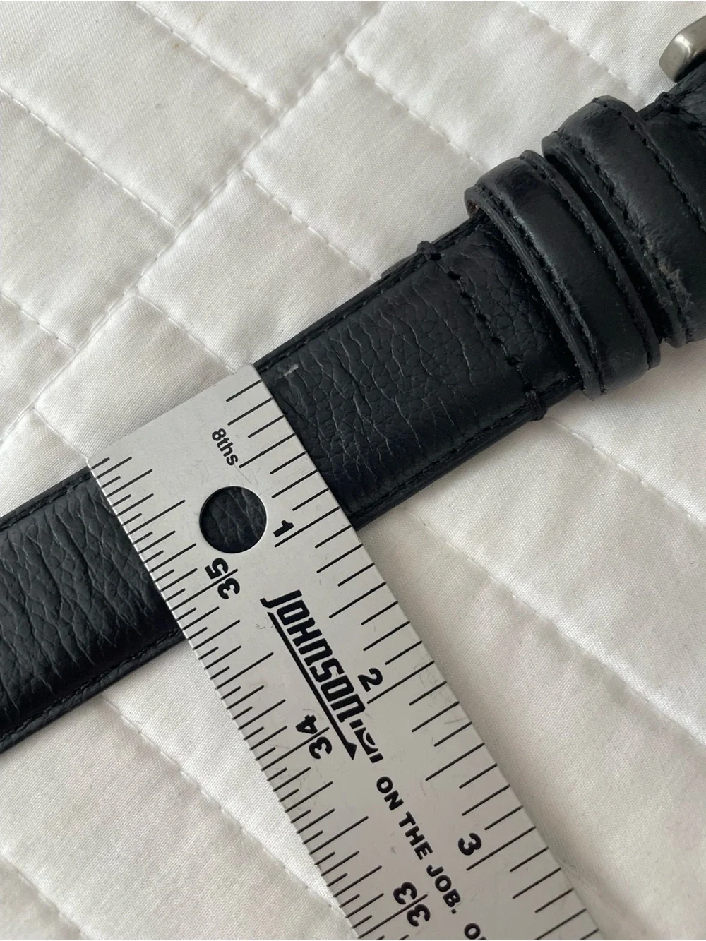 Full-Grain Leather Men's Black Belt Sz 32 Silver Buckle Classic